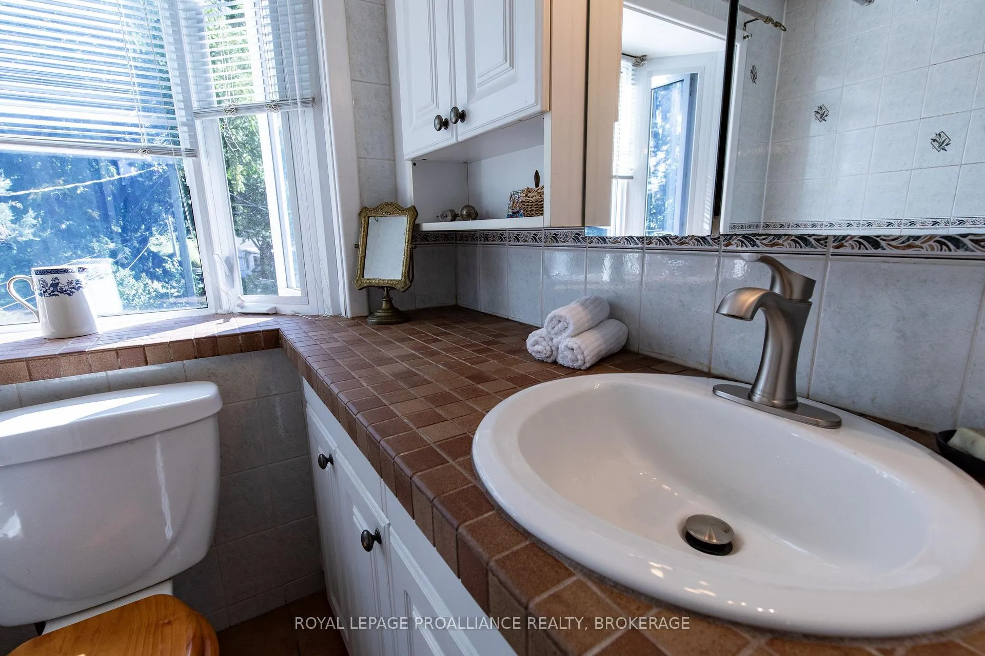 Photo 19 of 337 Palace Road, Kingston, Central City East — HOMEH