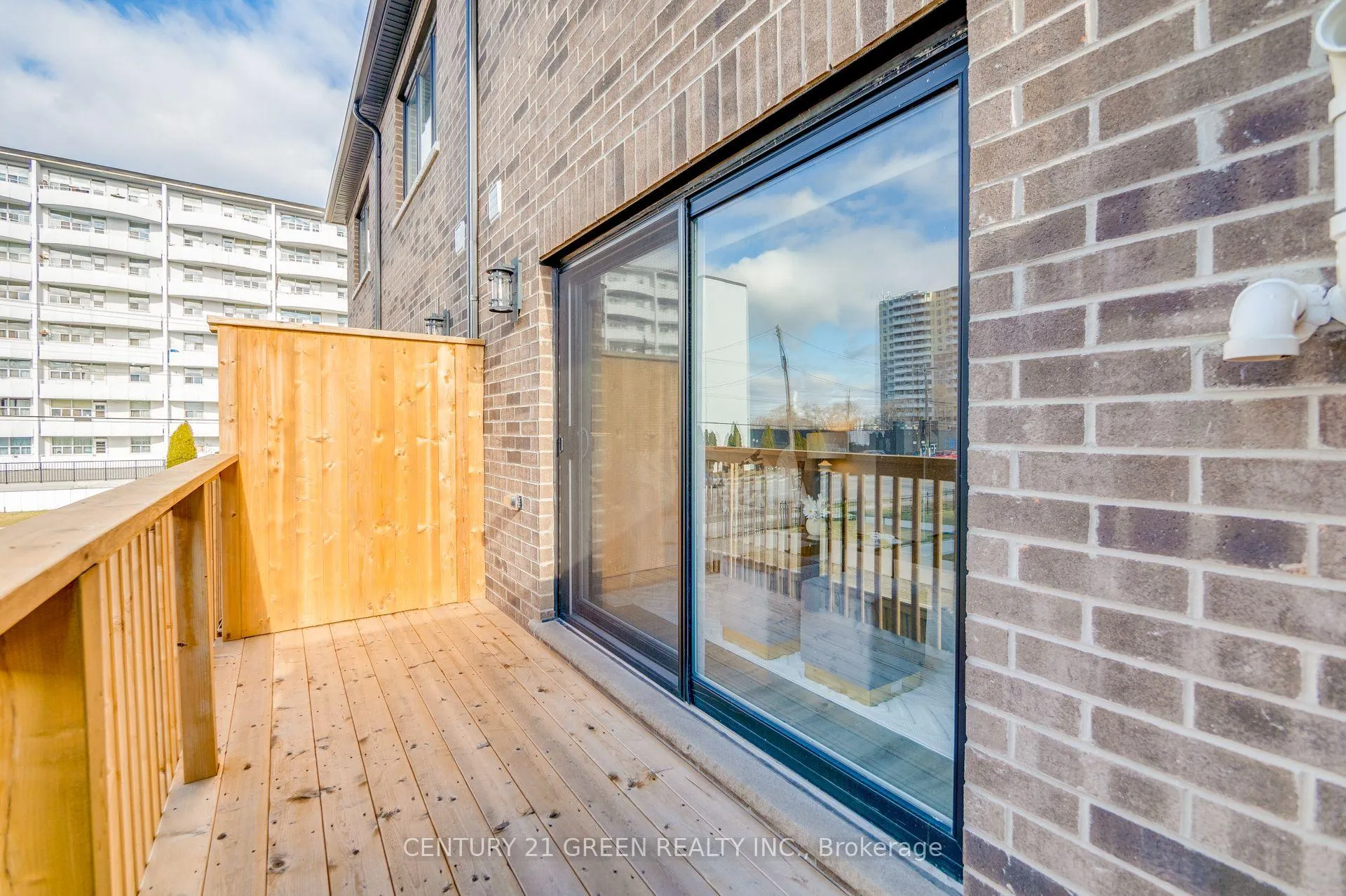 Photo 34 of Unit 3, 270 Melvin Avenue, Hamilton, McQuesten — HOMEH