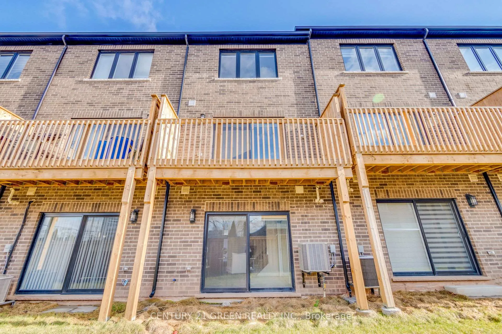 Photo 40 of Unit 3, 270 Melvin Avenue, Hamilton, McQuesten — HOMEH