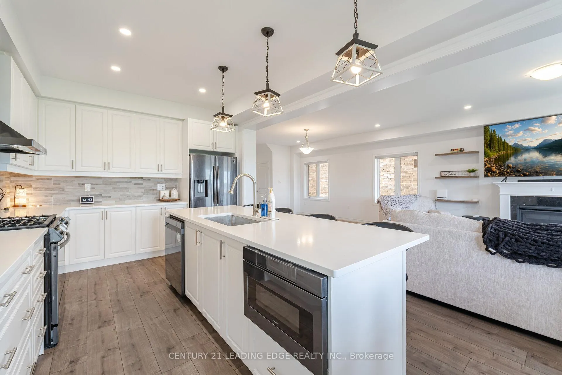 Photo 15 of 307 Ridley Crescent, Southgate — HOMEH