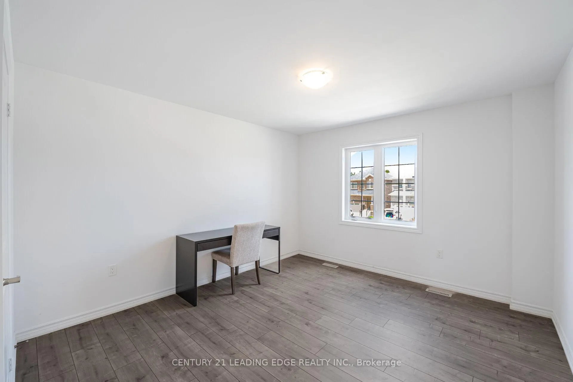 Photo 28 of 307 Ridley Crescent, Southgate — HOMEH