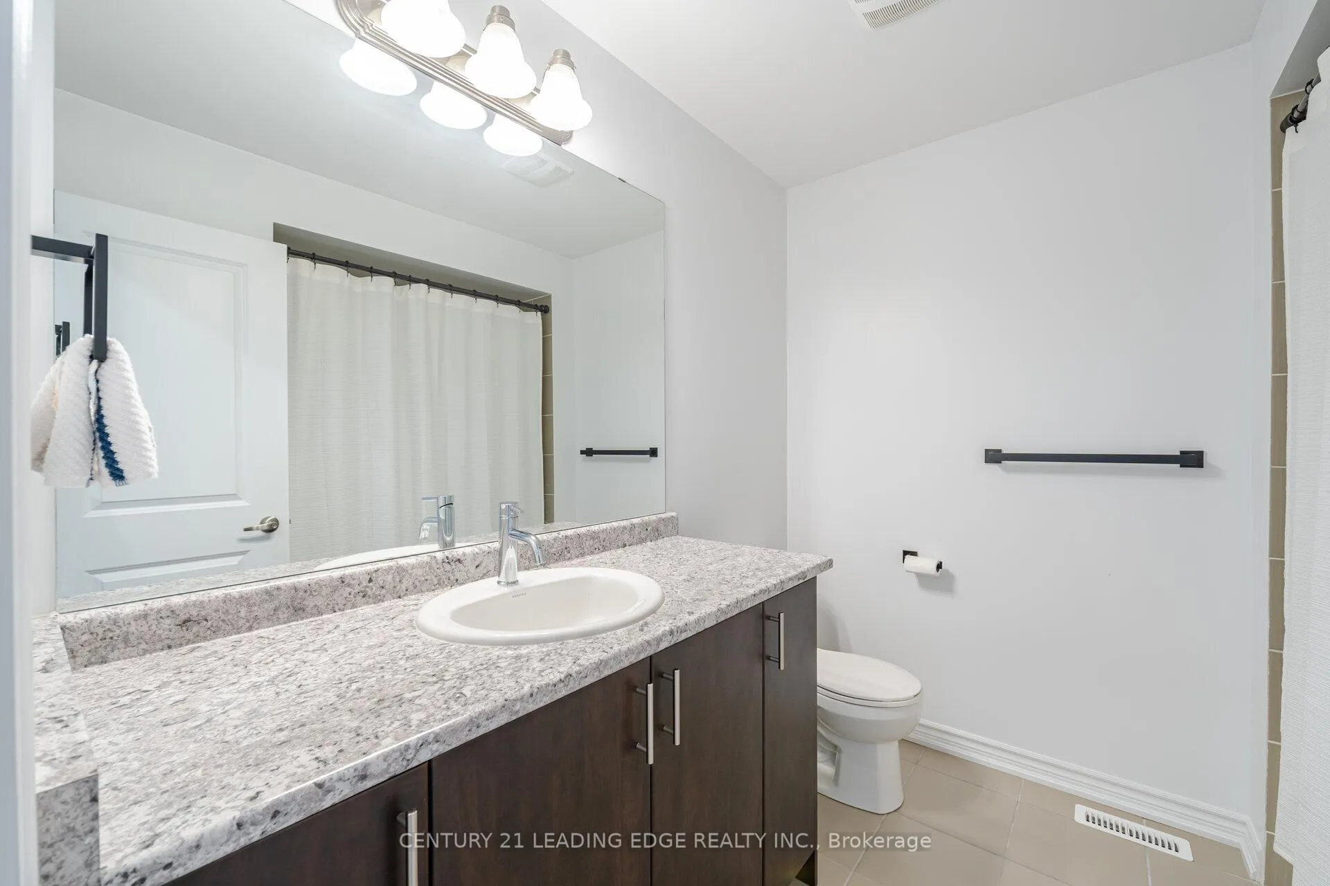 Photo 29 of 307 Ridley Crescent, Southgate — HOMEH
