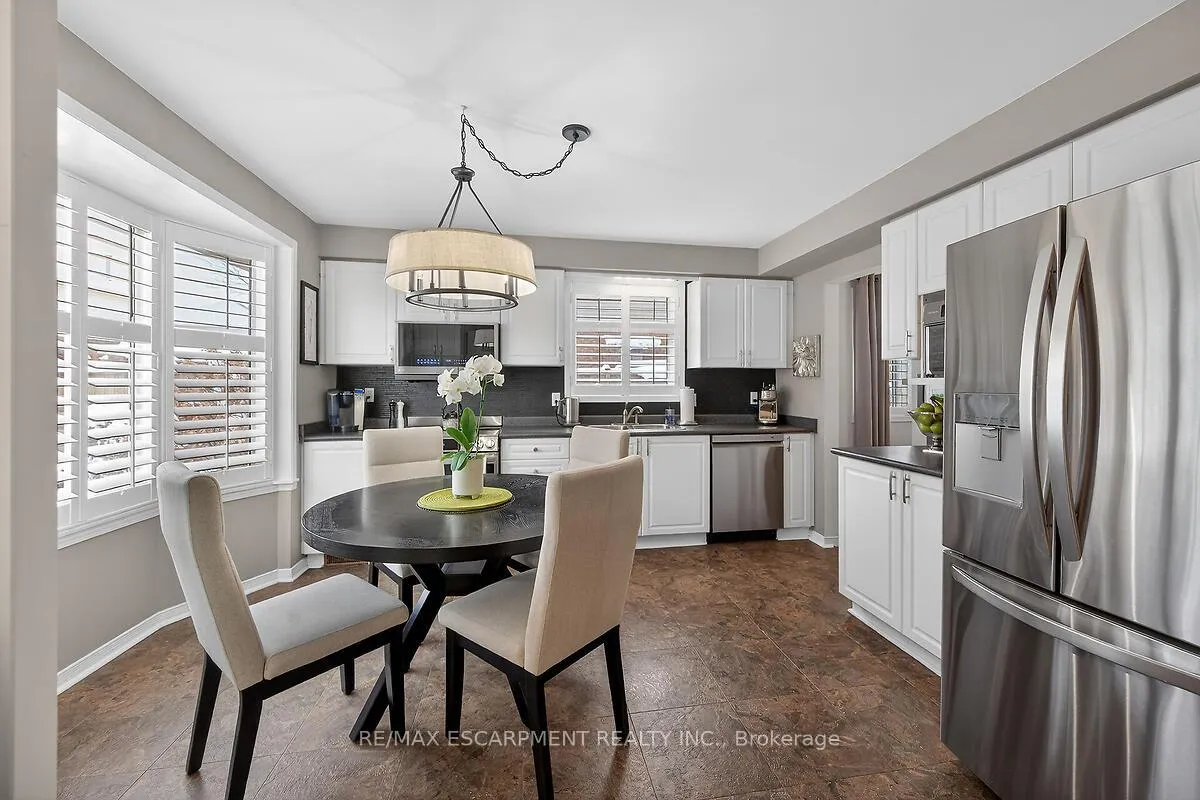 Photo 19 of 8316 Twenty Road E, Hamilton, Rural Glanbrook — HOMEH