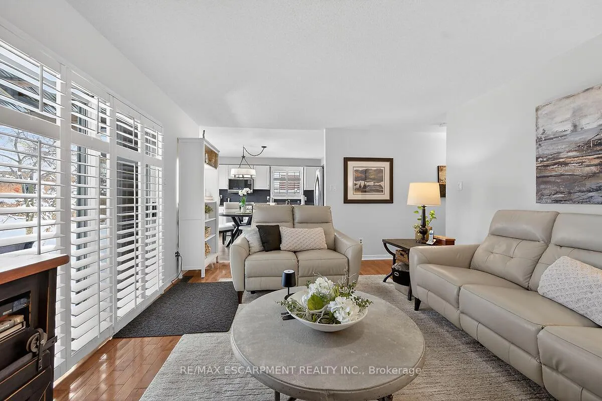Photo 22 of 8316 Twenty Road E, Hamilton, Rural Glanbrook — HOMEH