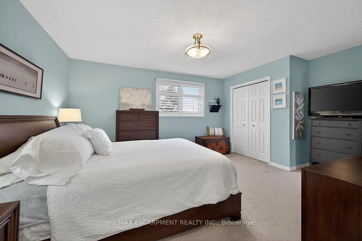 Photo 24 of 8316 Twenty Road E, Hamilton, Rural Glanbrook — HOMEH