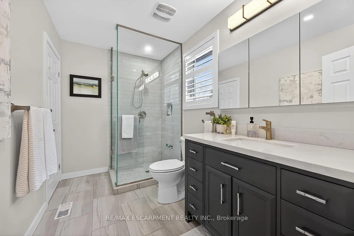 Photo 27 of 8316 Twenty Road E, Hamilton, Rural Glanbrook — HOMEH
