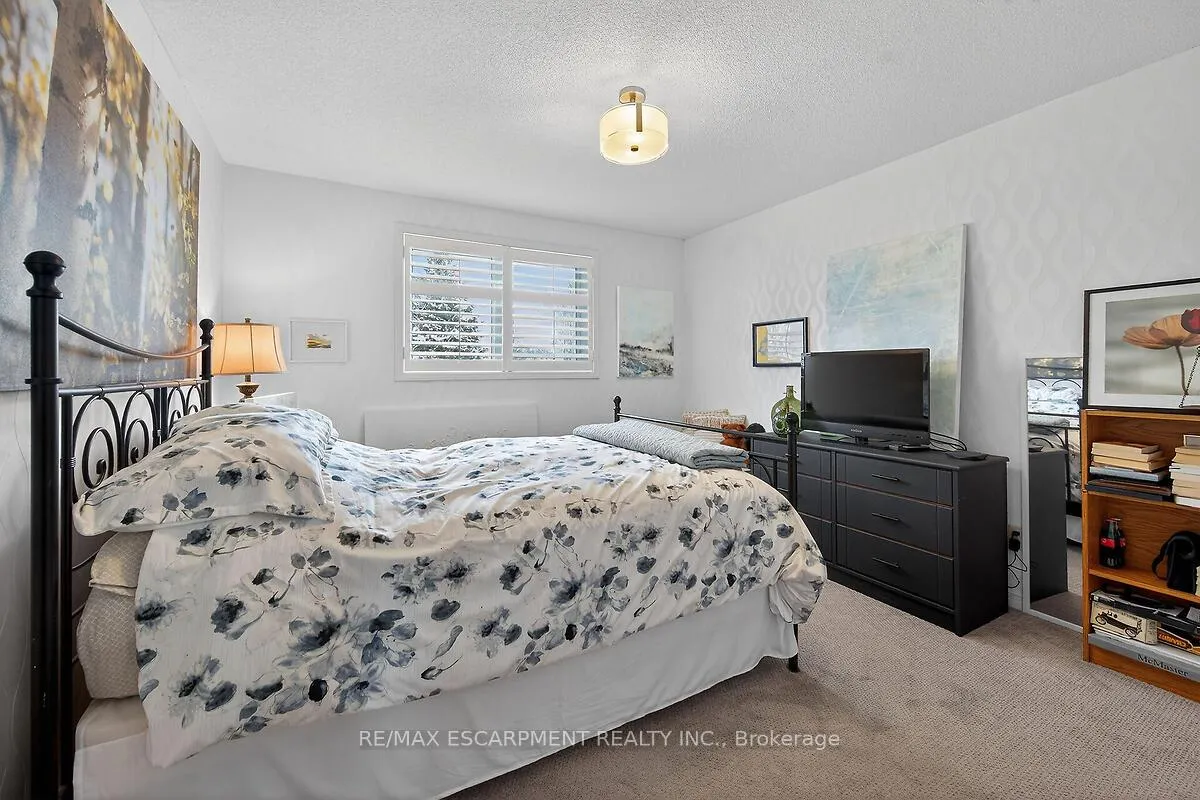 Photo 31 of 8316 Twenty Road E, Hamilton, Rural Glanbrook — HOMEH