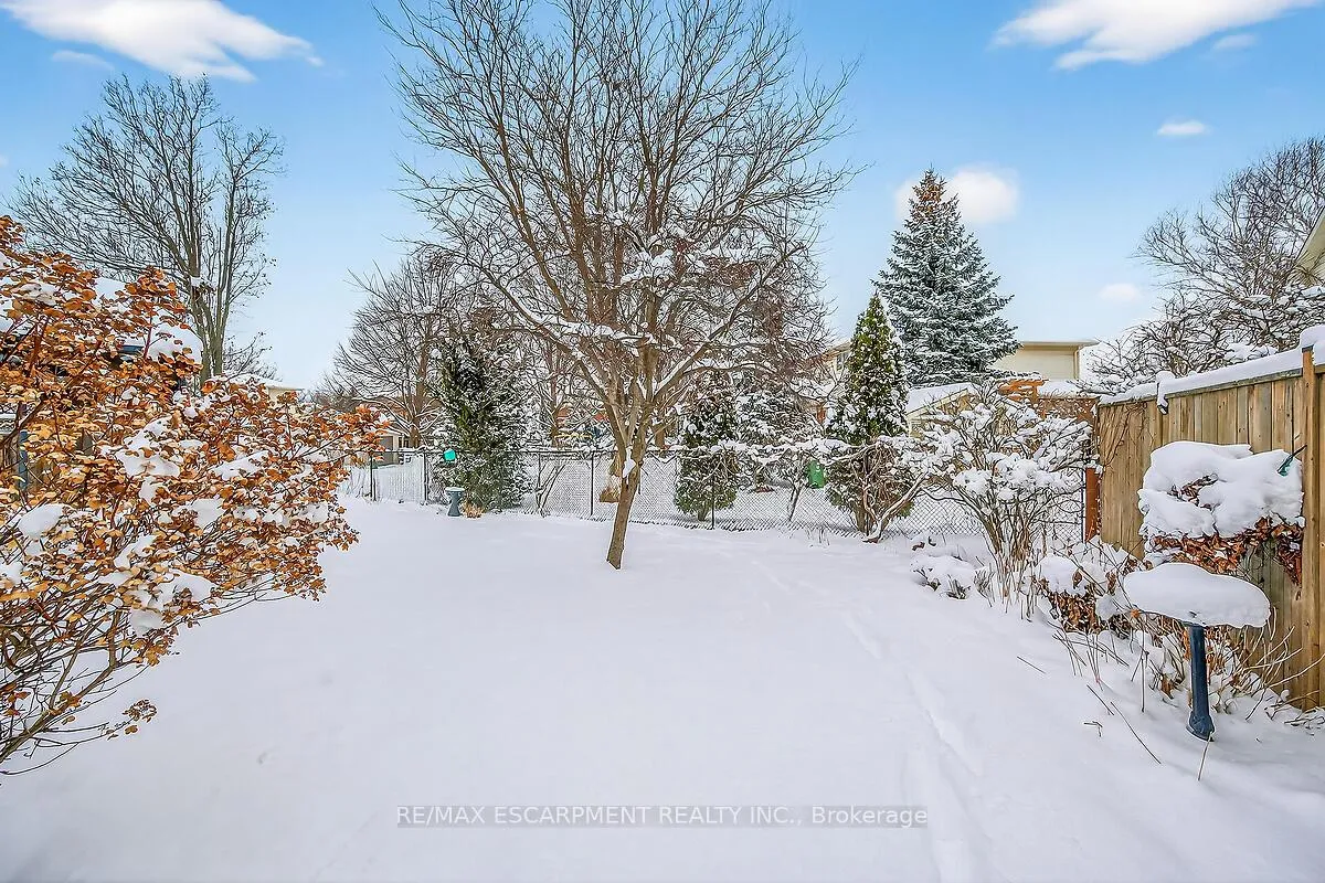 Photo 42 of 8316 Twenty Road E, Hamilton, Rural Glanbrook — HOMEH