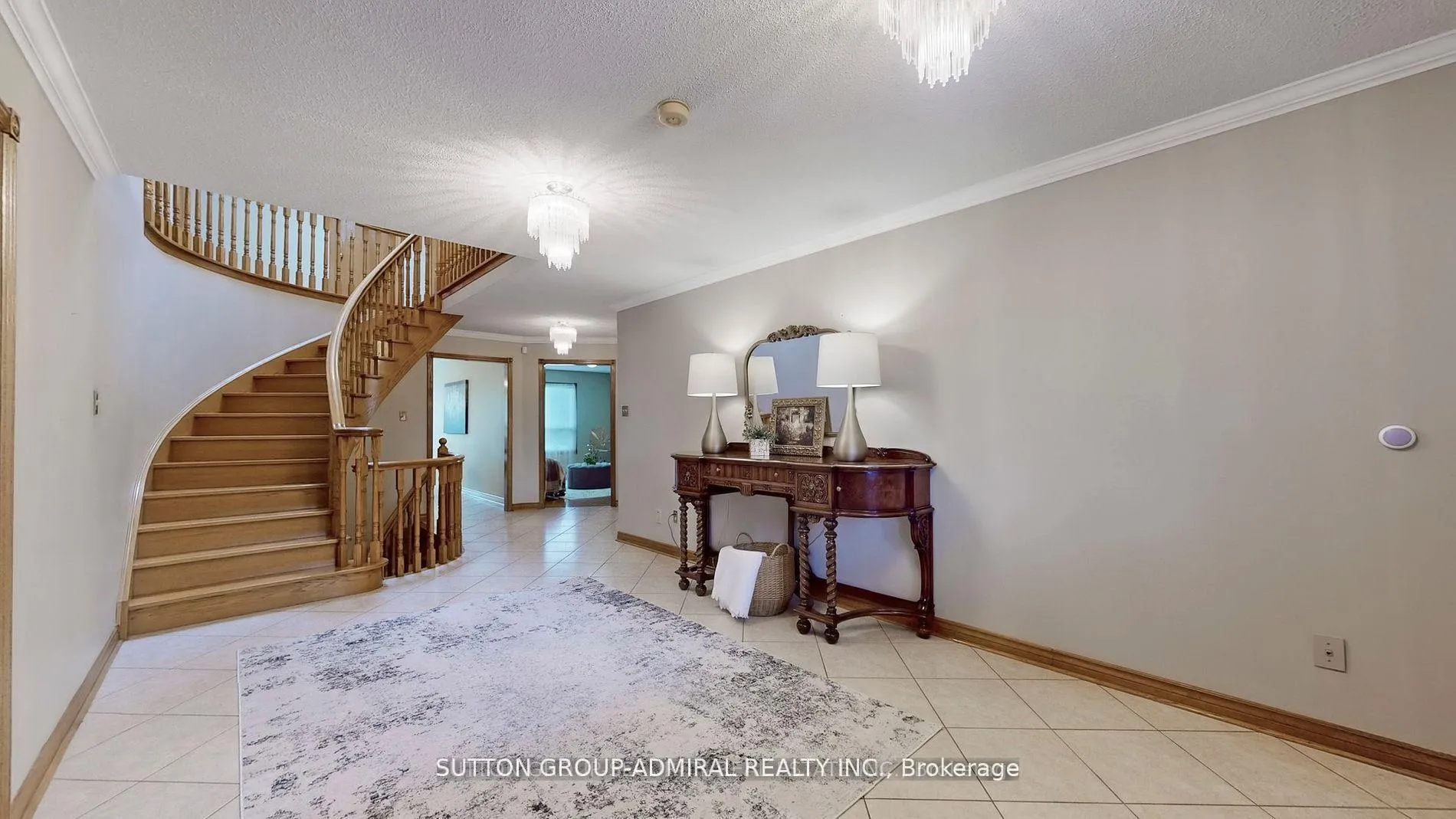 Photo 15 of 36 Hurricane Avenue, Vaughan, West Woodbridge — HOMEH