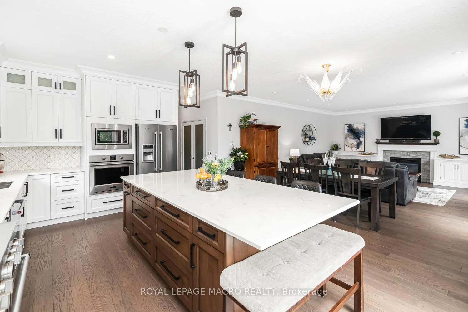 Photo 12 of 4 Wills Crescent, Hamilton, Binbrook — HOMEH
