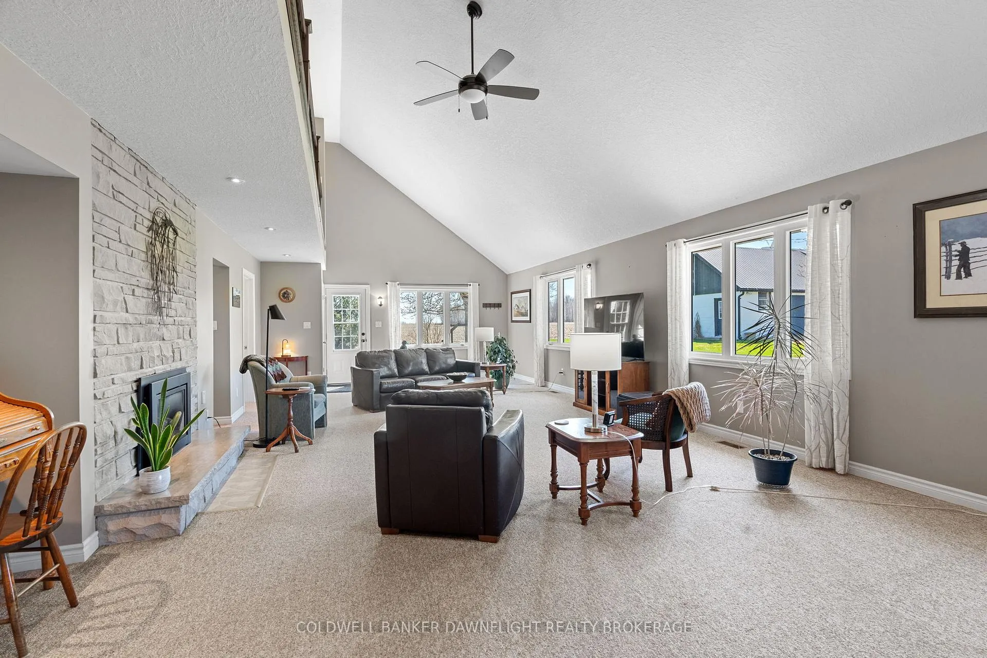 Photo 8 of 38565 Dashwood Road, South Huron, zz-Rural — HOMEH