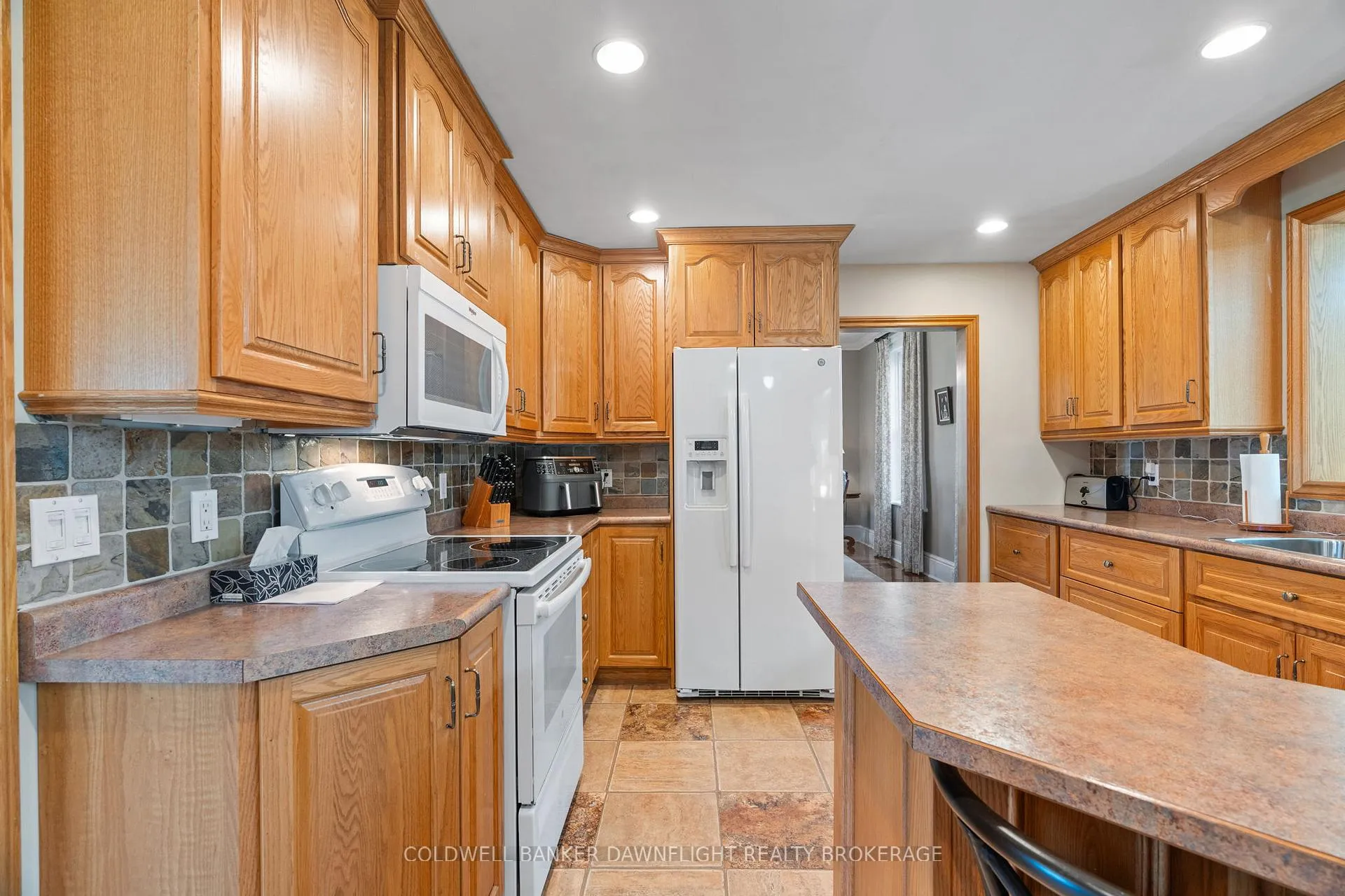 Photo 16 of 38565 Dashwood Road, South Huron, zz-Rural — HOMEH