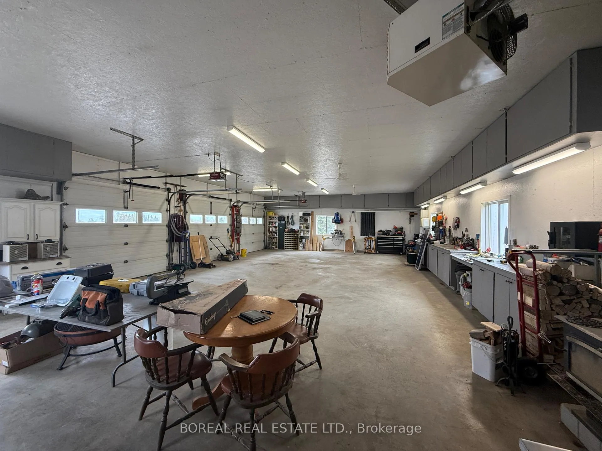 Photo 3 of 806 Hwy 652, Cochrane — HOMEH