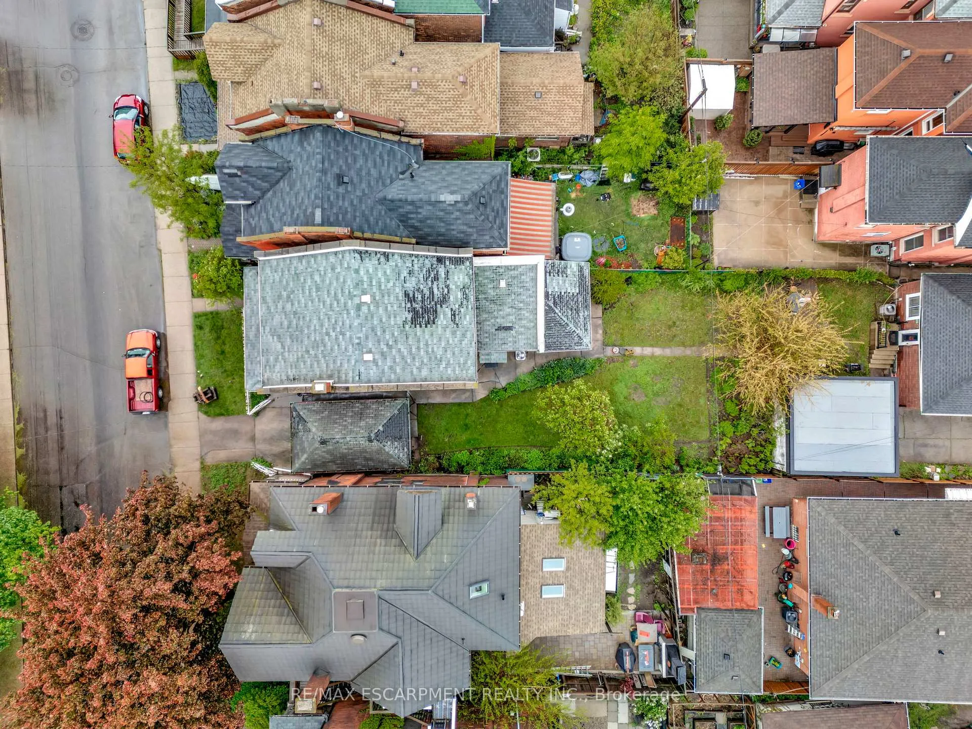 Photo 3 of 198 Macnab Street N, Hamilton, Central — HOMEH