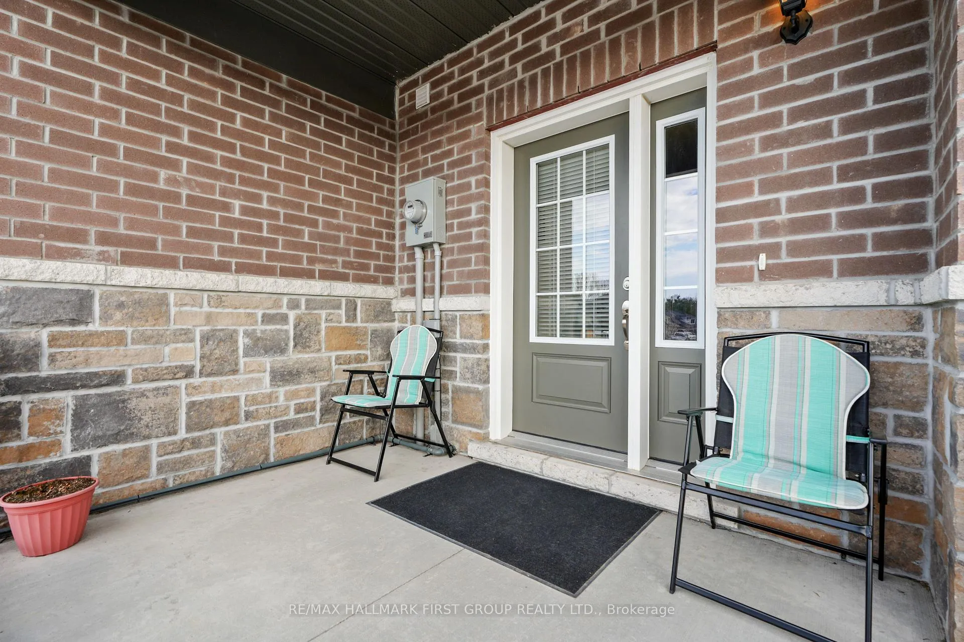 Photo 4 of 489 Hayward Street, Cobourg — HOMEH