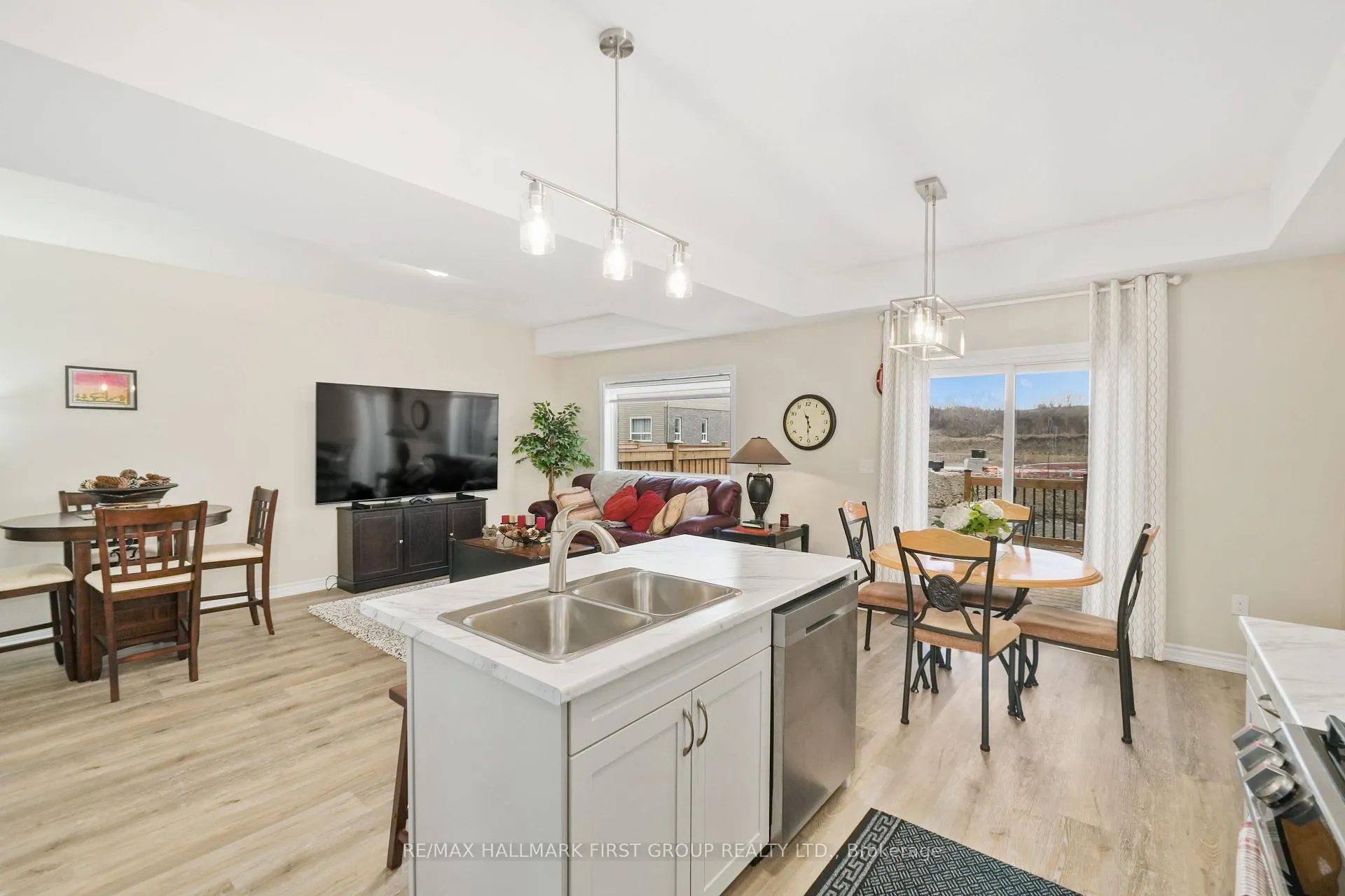 Photo 17 of 489 Hayward Street, Cobourg — HOMEH