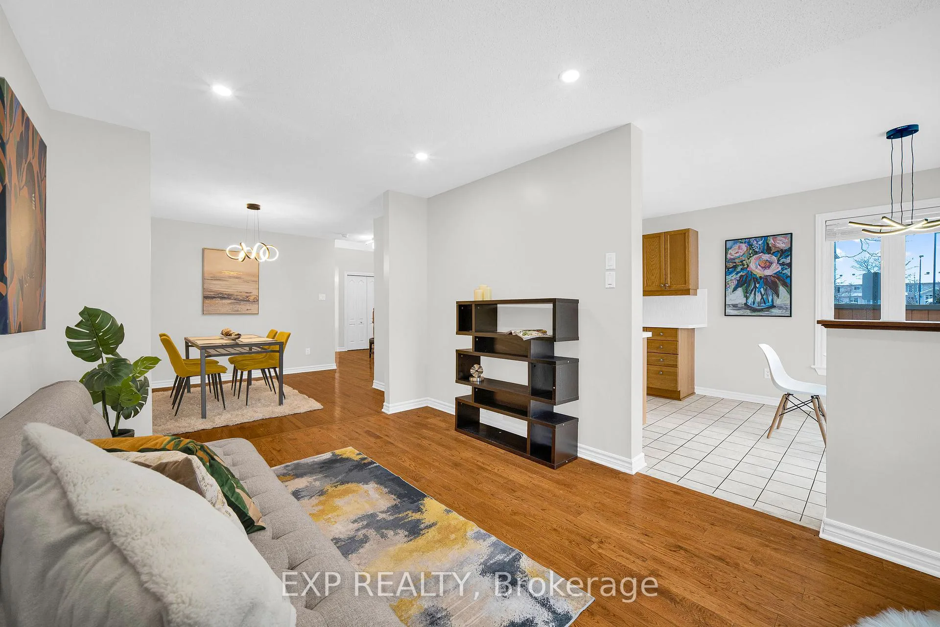 Photo 5 of 140 Whetstone Crescent, Ottawa, Barrhaven East — HOMEH
