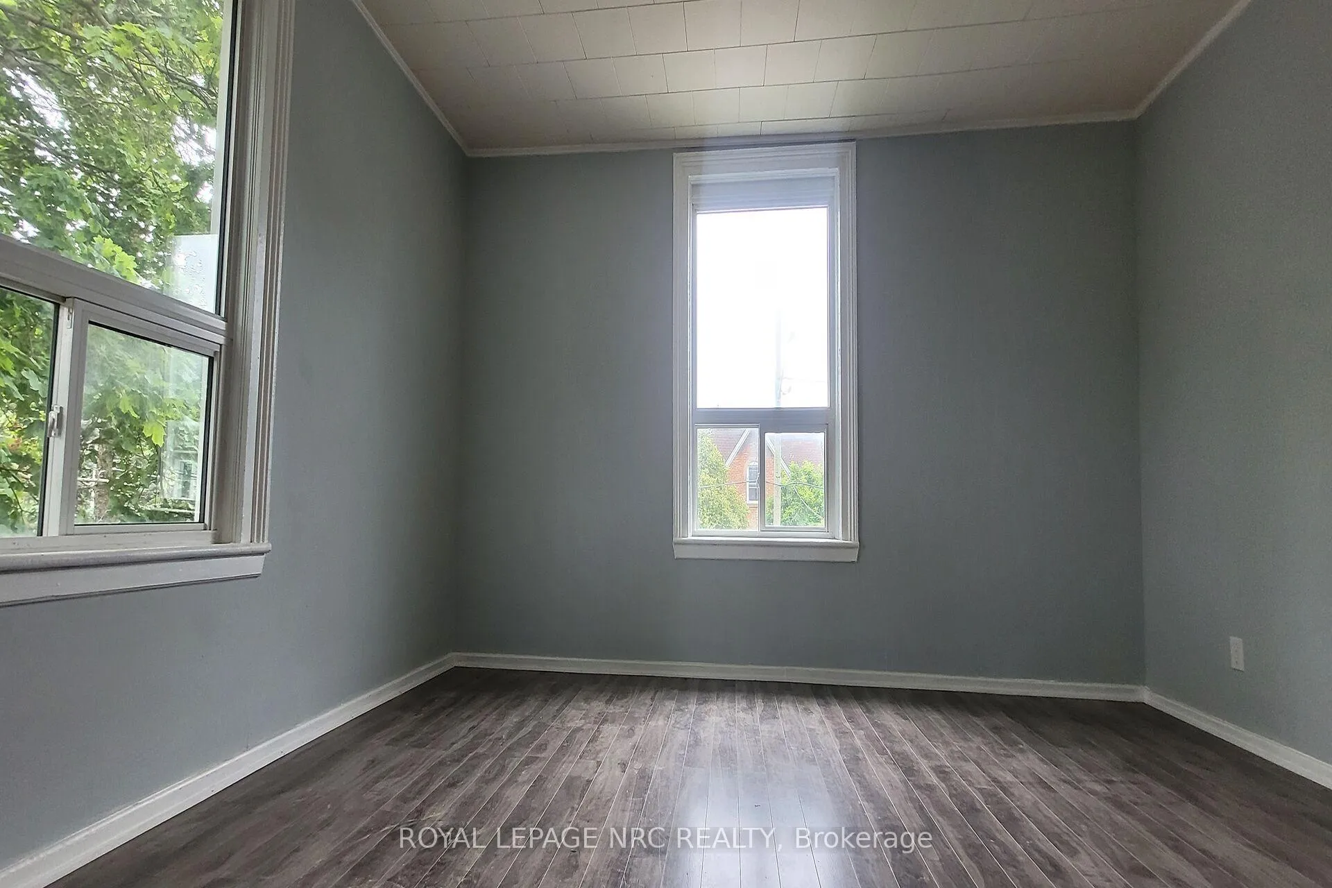 Photo 35 of 2083 Main Street N, Haldimand — HOMEH
