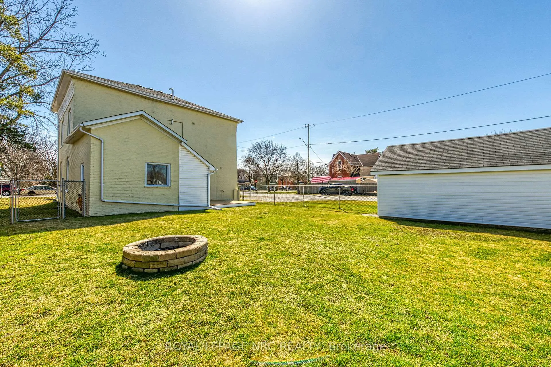 Photo 39 of 2083 Main Street N, Haldimand — HOMEH