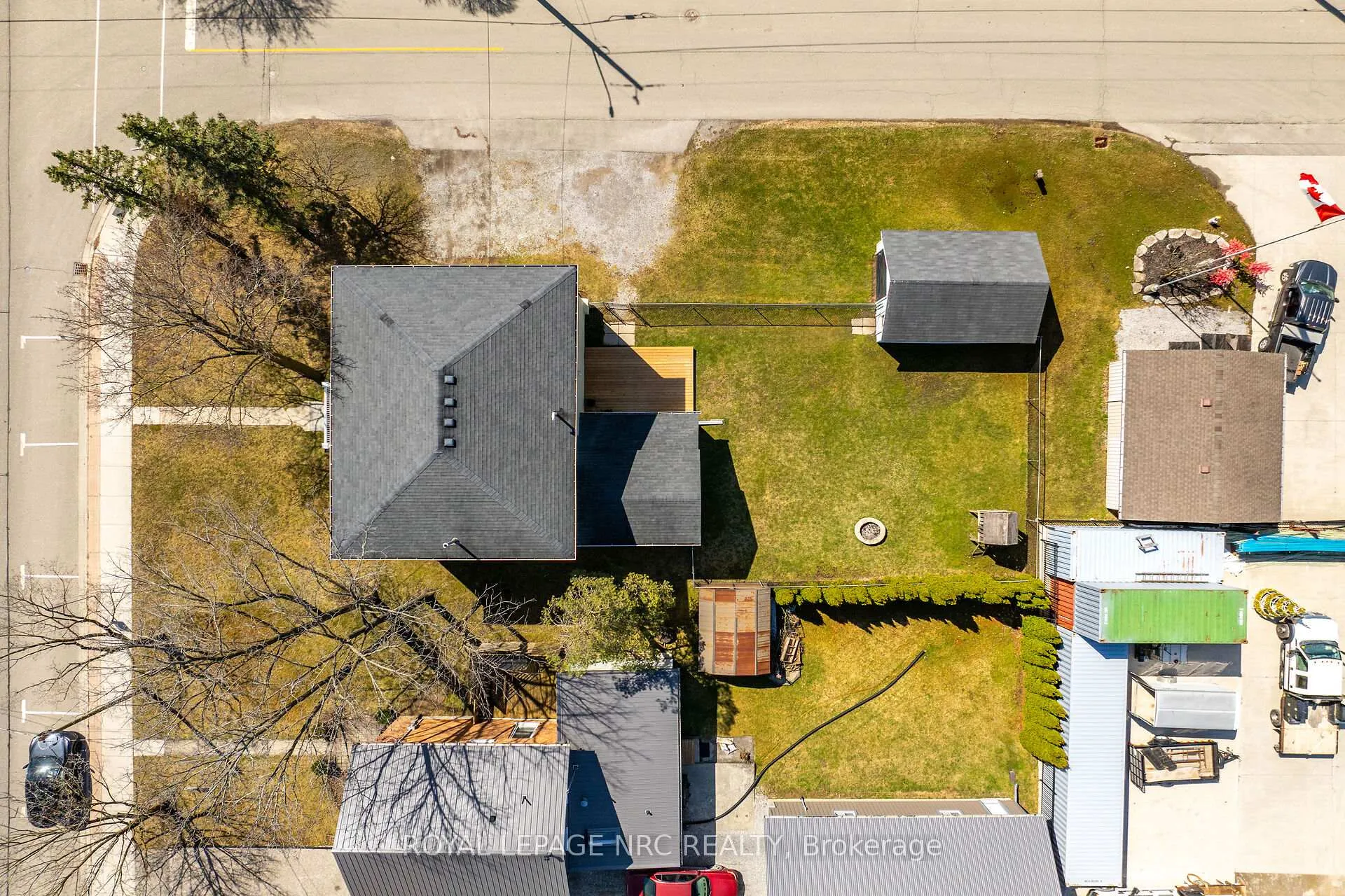 Photo 46 of 2083 Main Street N, Haldimand — HOMEH