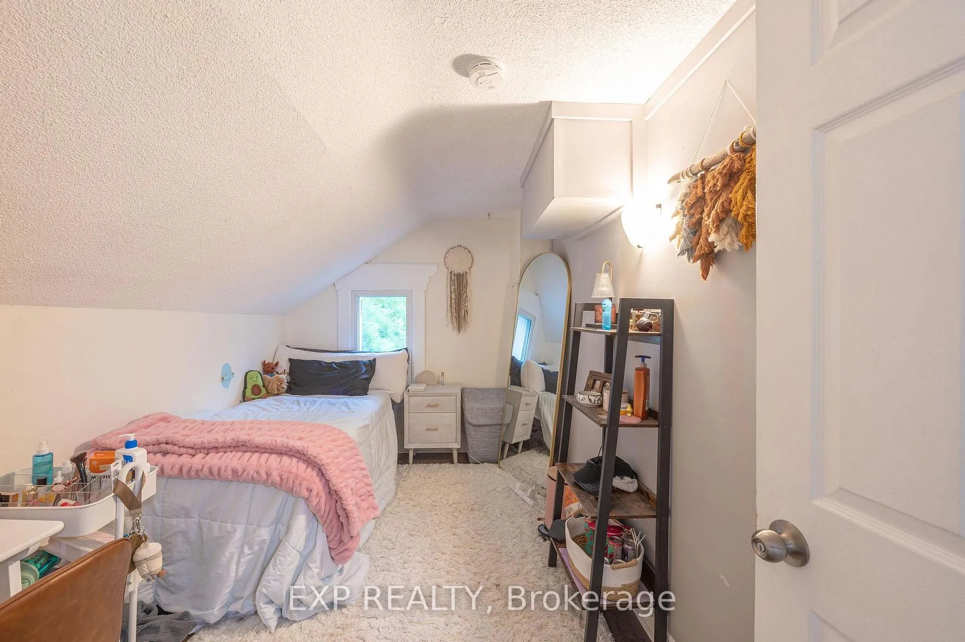 Photo 20 of 1033 Water Street, Peterborough, Northcrest Ward 5 — HOMEH