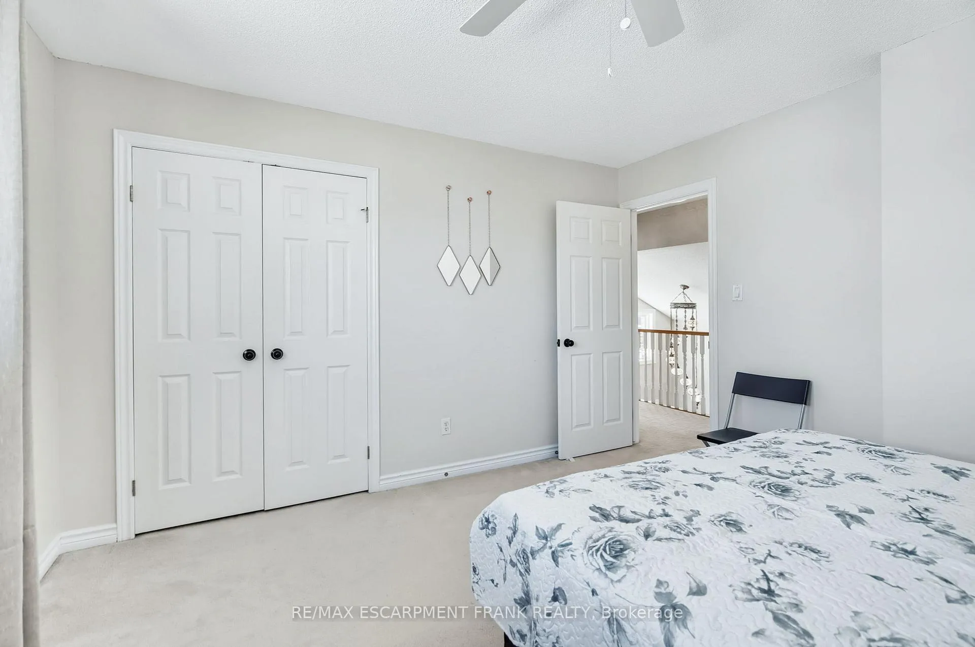 Photo 33 of 205 Portage Lane, Hamilton, Rural Glanbrook — HOMEH