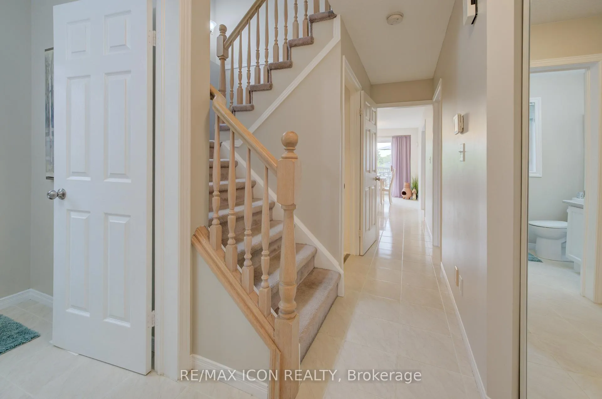Photo 6 of 270 Resurrection Drive, Kitchener — HOMEH