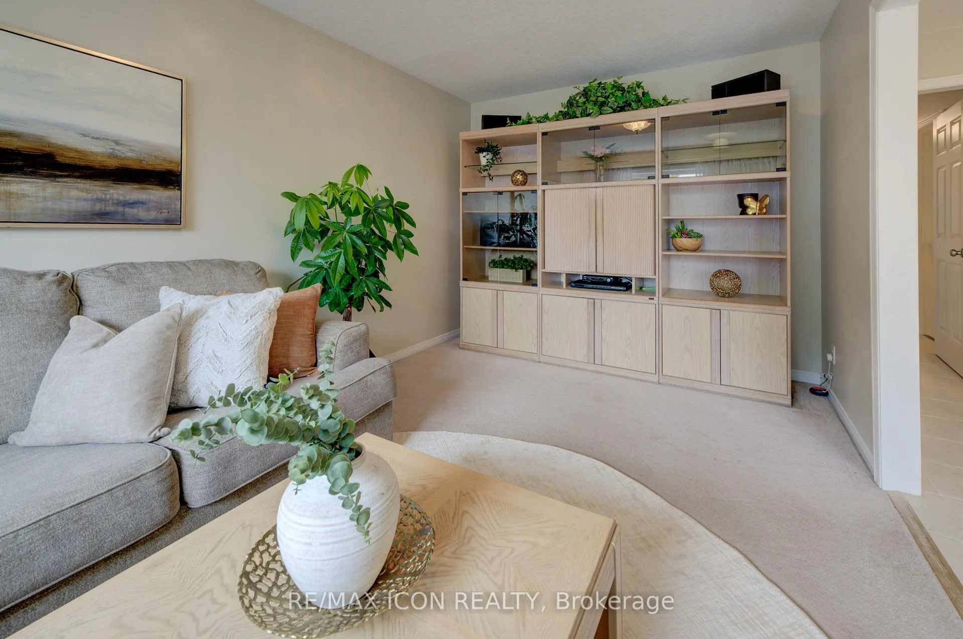 Photo 18 of 270 Resurrection Drive, Kitchener — HOMEH