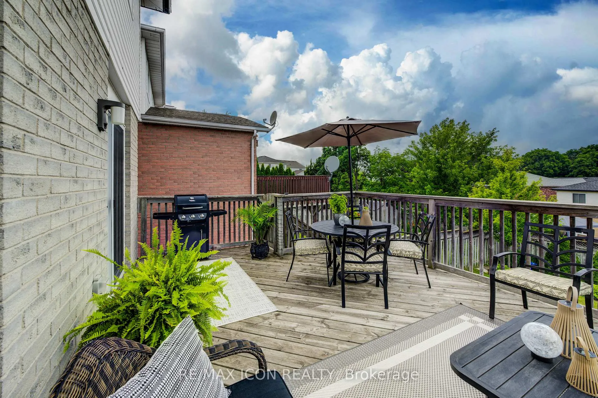 Photo 41 of 270 Resurrection Drive, Kitchener — HOMEH