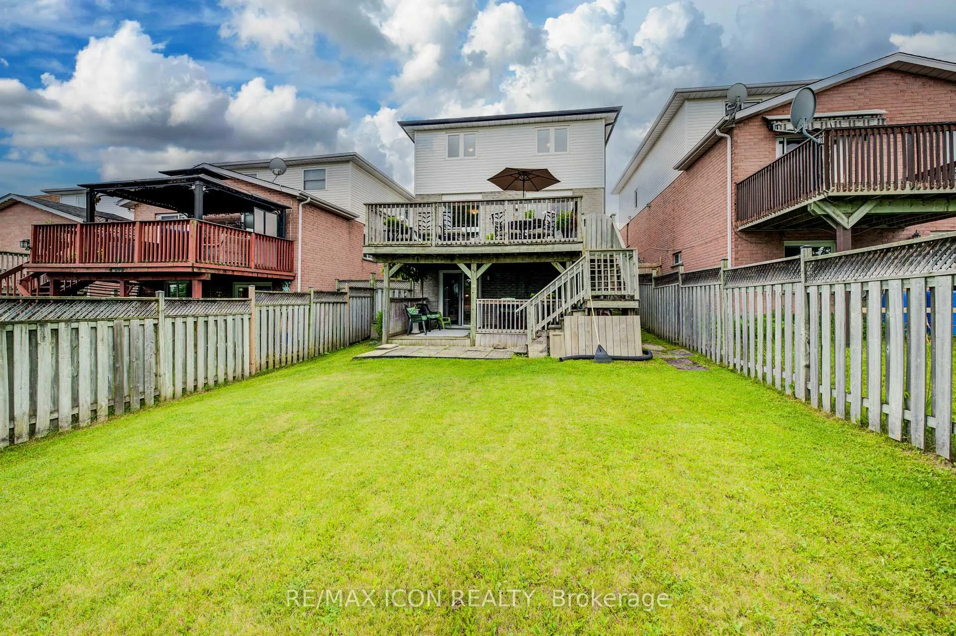 Photo 45 of 270 Resurrection Drive, Kitchener — HOMEH
