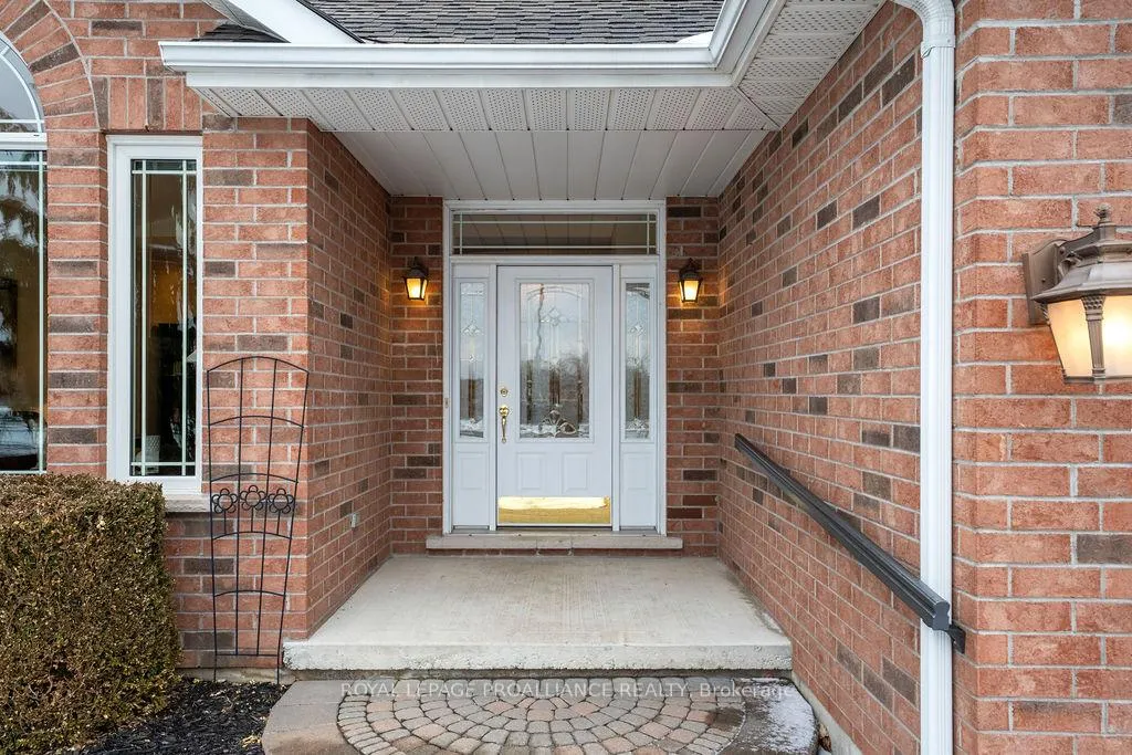 Photo 9 of 52 Simcoe Drive, Belleville, Thurlow Ward — HOMEH