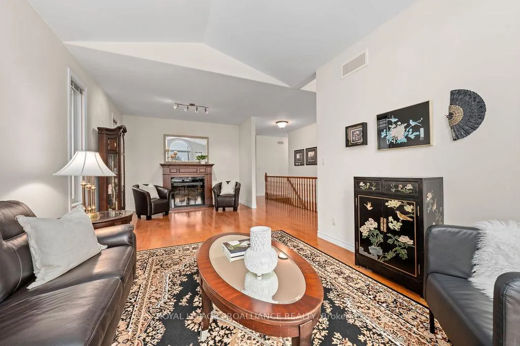 Photo 14 of 52 Simcoe Drive, Belleville, Thurlow Ward — HOMEH