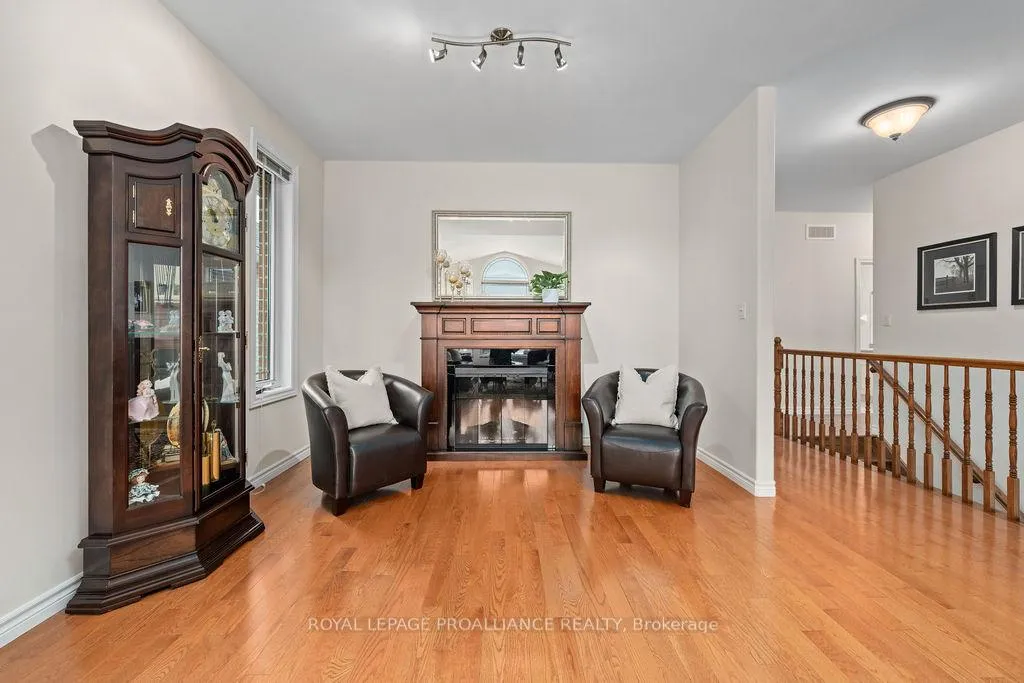 Photo 16 of 52 Simcoe Drive, Belleville, Thurlow Ward — HOMEH