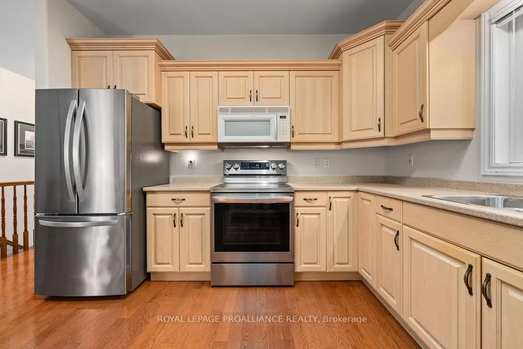 Photo 21 of 52 Simcoe Drive, Belleville, Thurlow Ward — HOMEH
