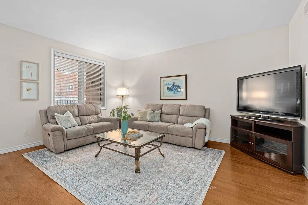 Photo 23 of 52 Simcoe Drive, Belleville, Thurlow Ward — HOMEH