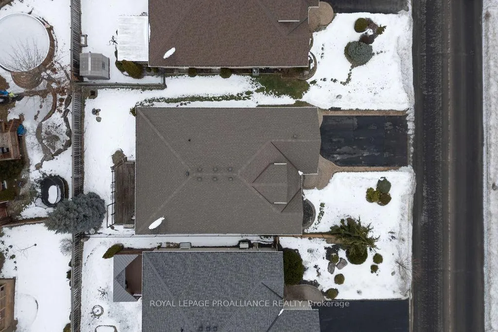 Photo 45 of 52 Simcoe Drive, Belleville, Thurlow Ward — HOMEH