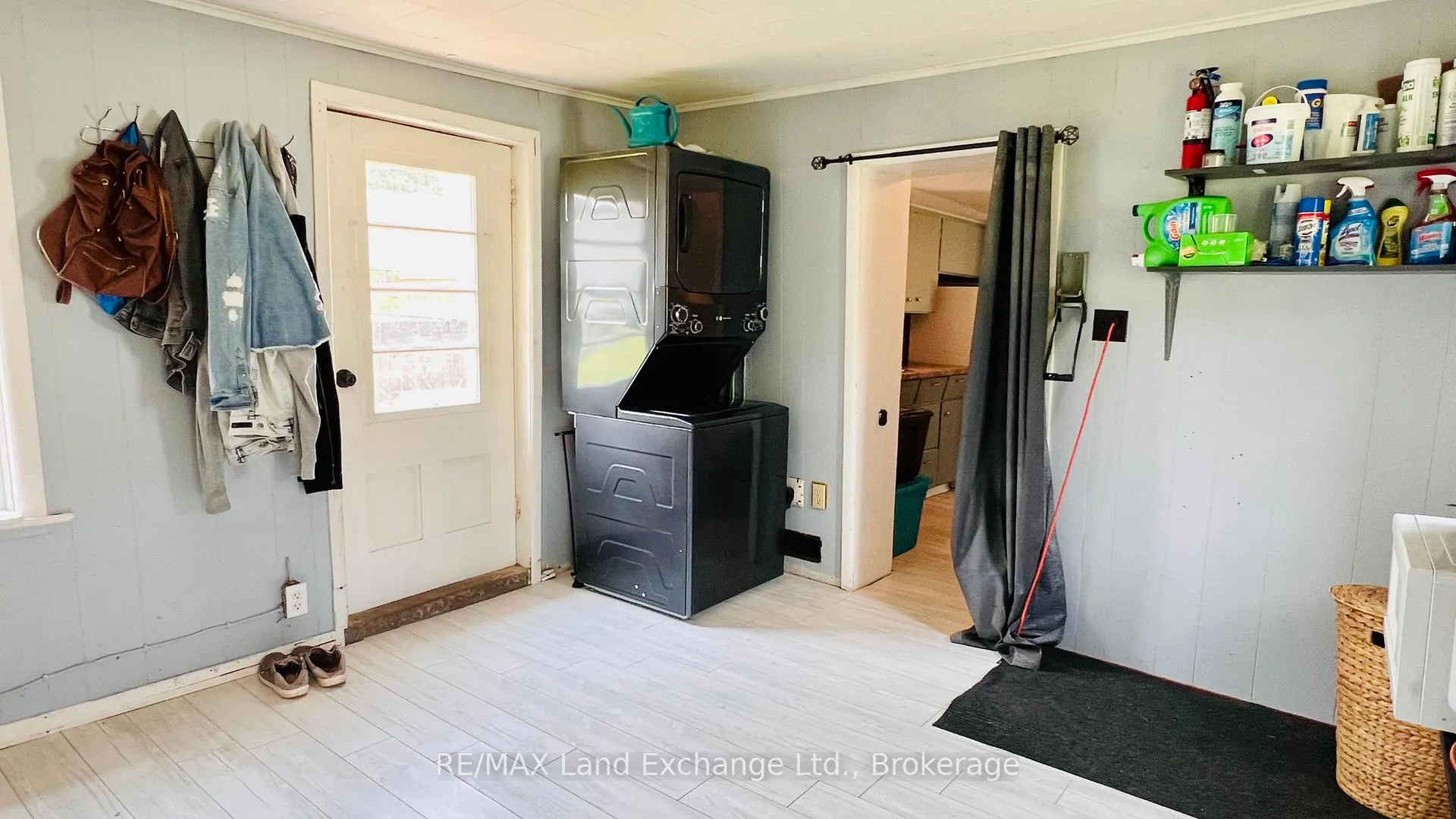 Photo 18 of 523 Outram Street, Huron-Kinloss, Lucknow — HOMEH