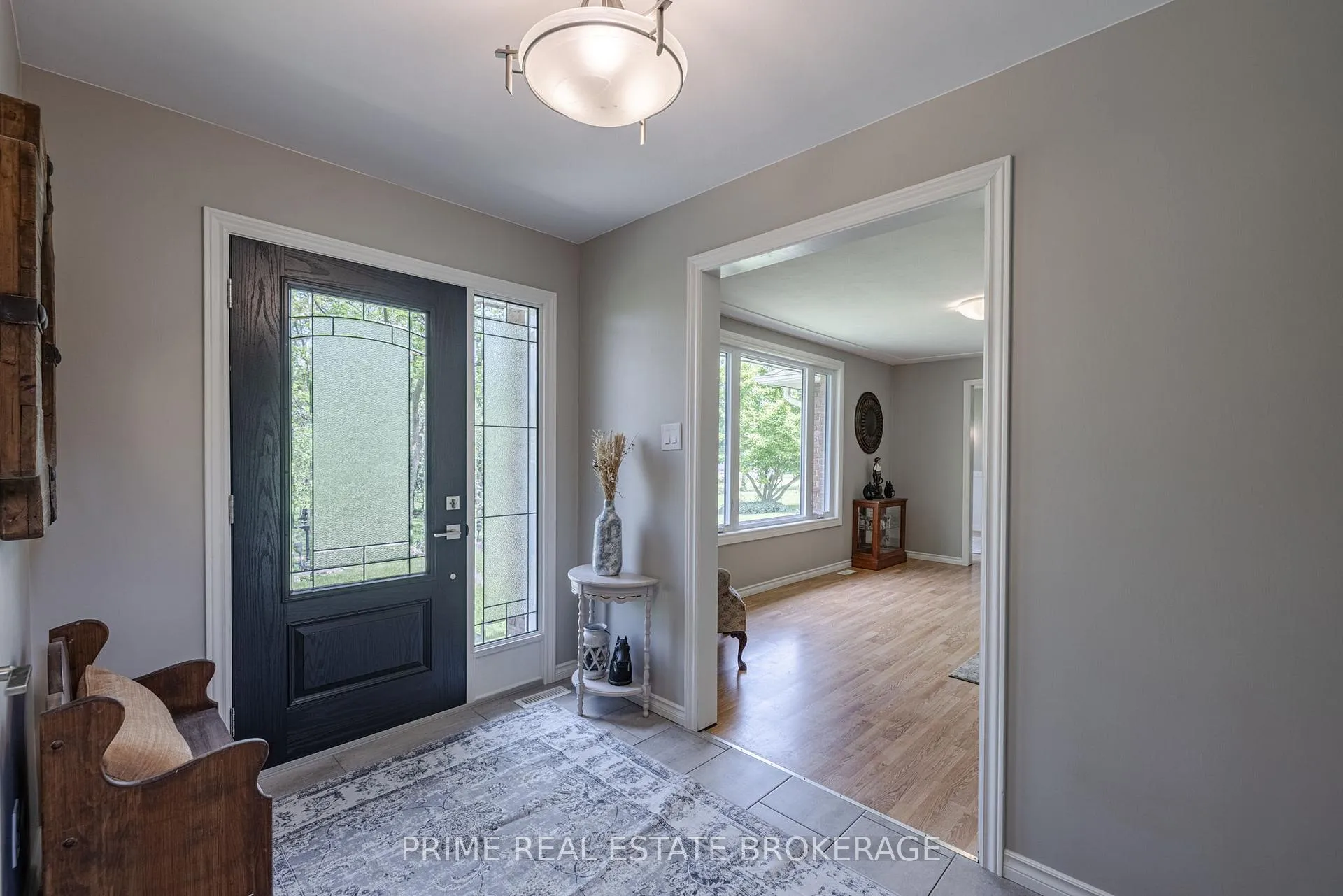Photo 5 of 3304 Cromarty Drive, Thames Centre, Putnam — HOMEH