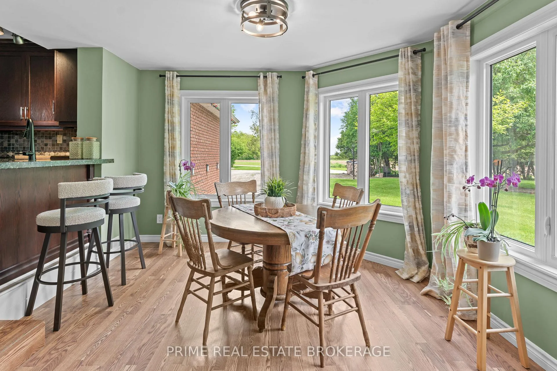Photo 20 of 3304 Cromarty Drive, Thames Centre, Putnam — HOMEH