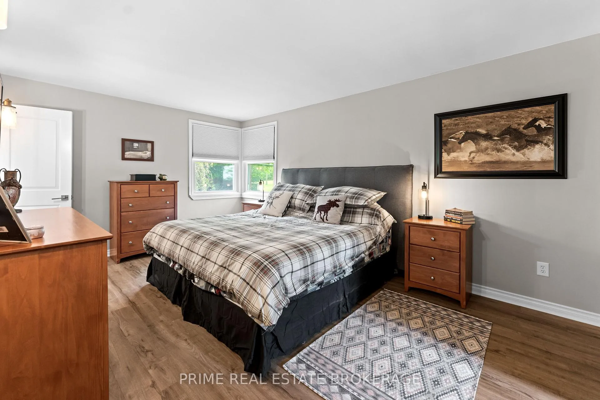 Photo 24 of 3304 Cromarty Drive, Thames Centre, Putnam — HOMEH
