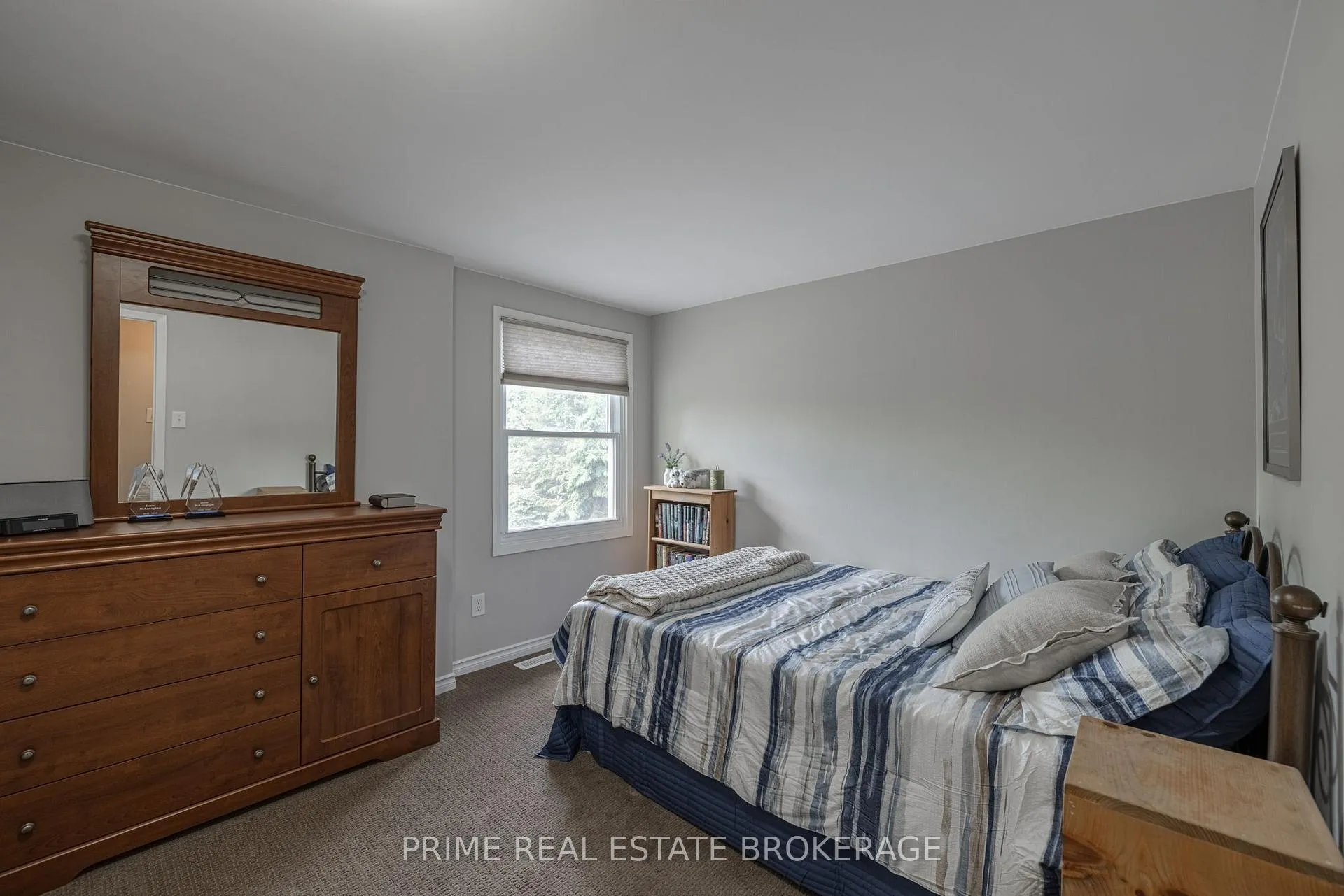 Photo 37 of 3304 Cromarty Drive, Thames Centre, Putnam — HOMEH