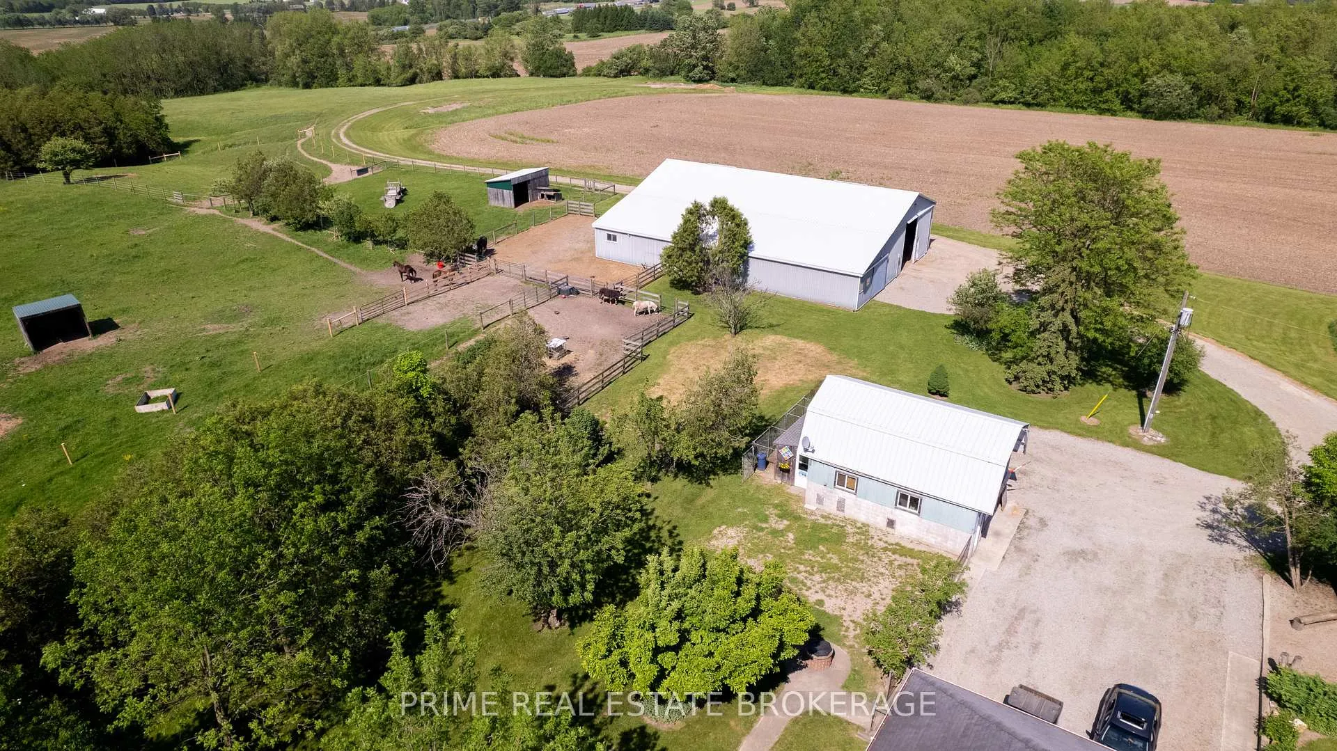 Photo 46 of 3304 Cromarty Drive, Thames Centre, Putnam — HOMEH