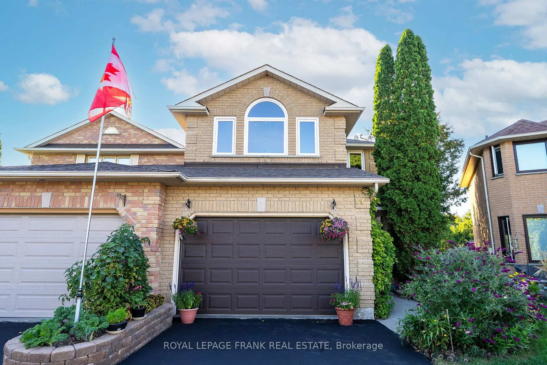 Photo 1 of 59 Short Crescent, Clarington, Courtice — HOMEH