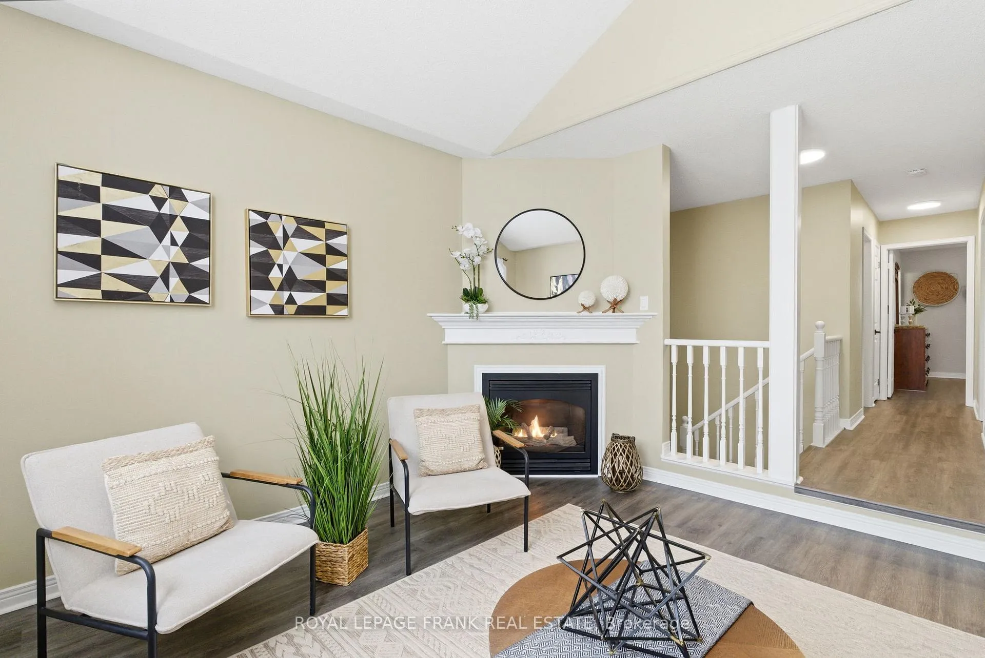 Photo 22 of 59 Short Crescent, Clarington, Courtice — HOMEH