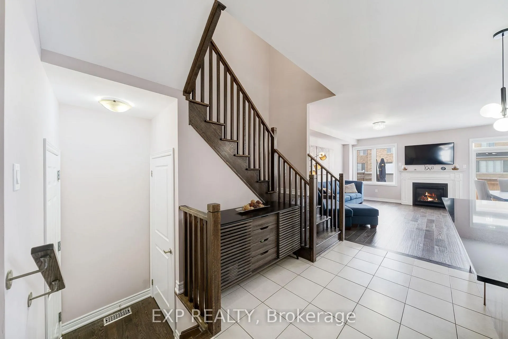 Photo 18 of 2075 Dale Road, Innisfil, Alcona — HOMEH