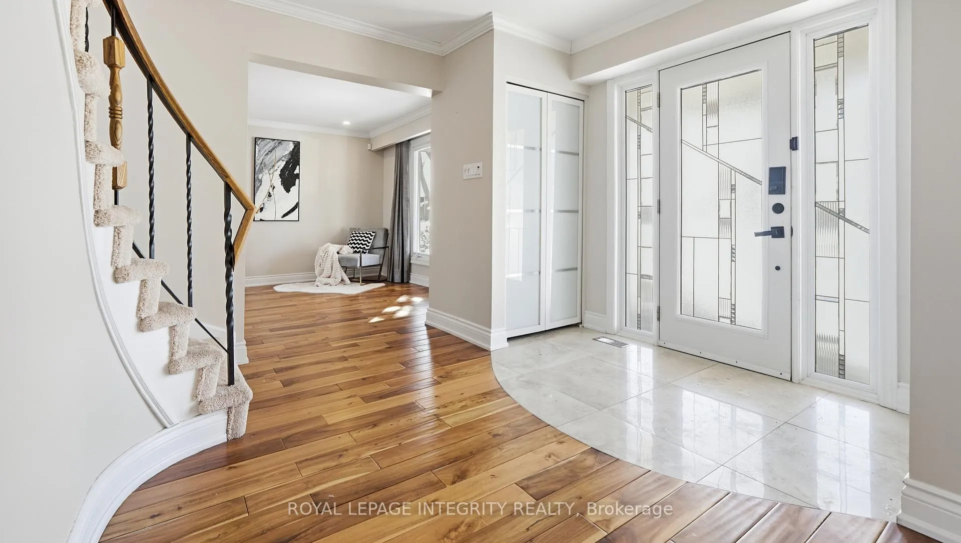 Photo 5 of 1055 Plante Drive, Ottawa, Hunt Club/Western Community — HOMEH
