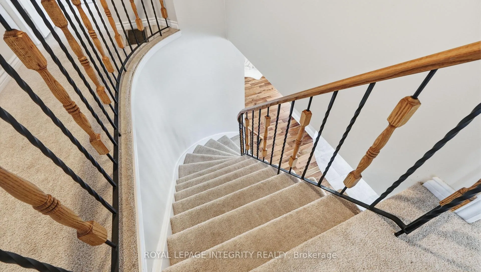 Photo 17 of 1055 Plante Drive, Ottawa, Hunt Club/Western Community — HOMEH