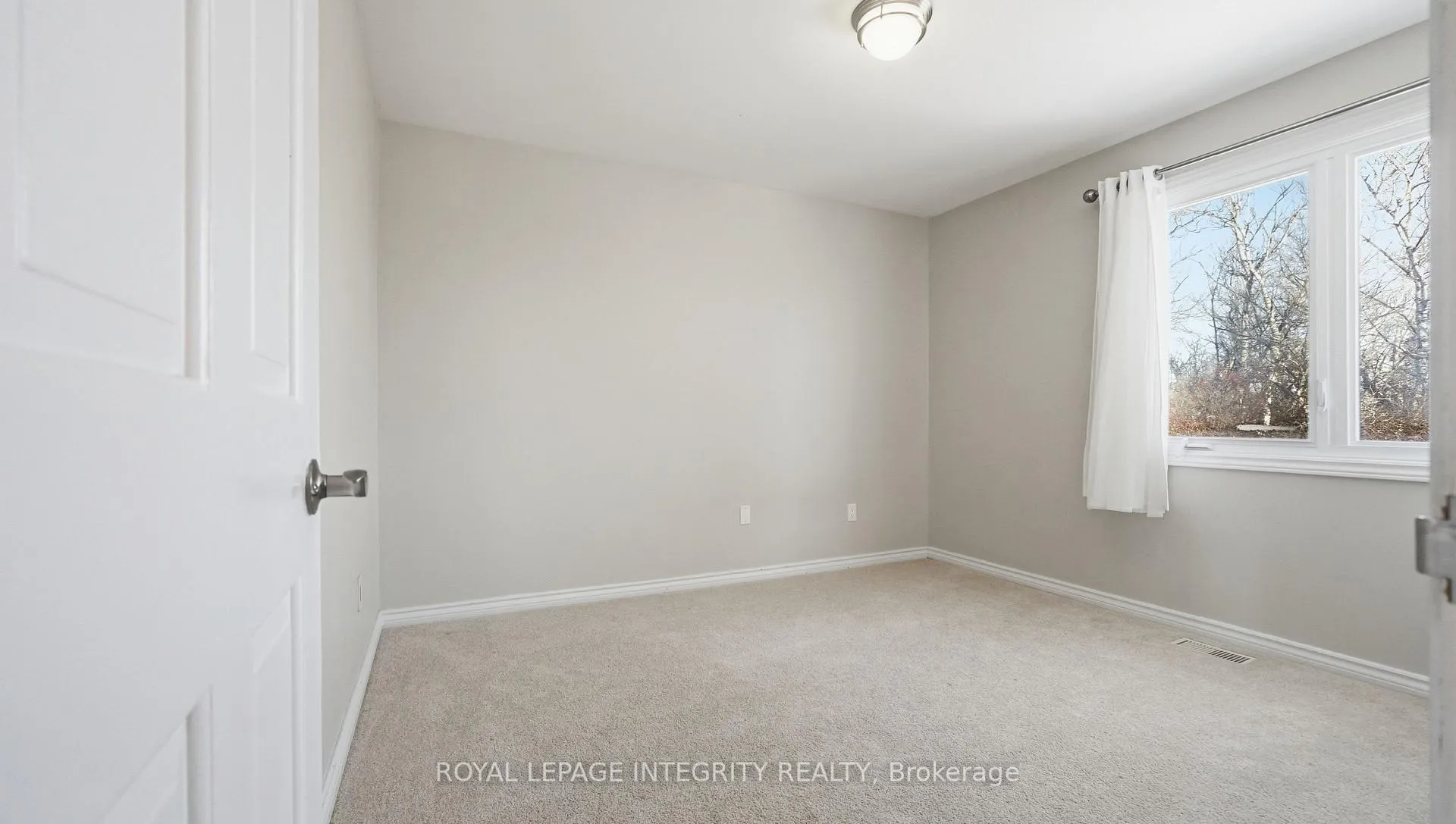 Photo 23 of 1055 Plante Drive, Ottawa, Hunt Club/Western Community — HOMEH