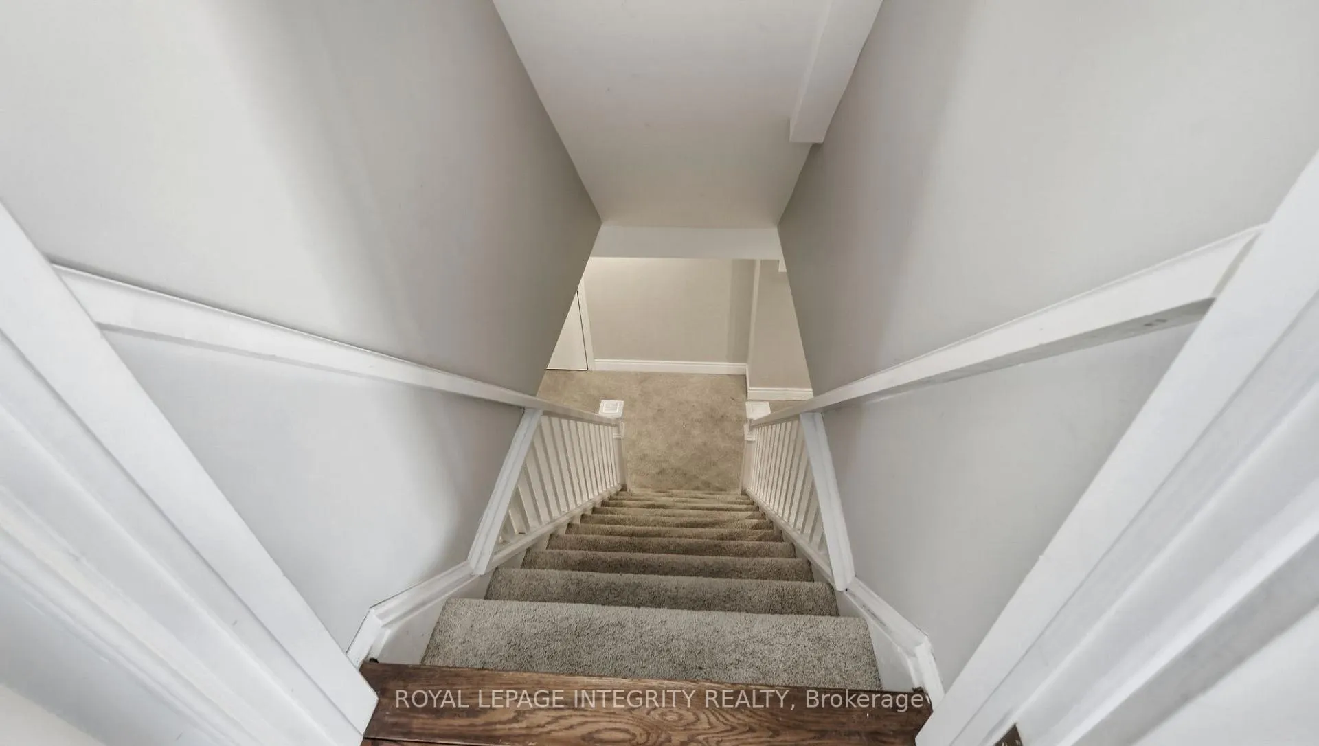 Photo 32 of 1055 Plante Drive, Ottawa, Hunt Club/Western Community — HOMEH