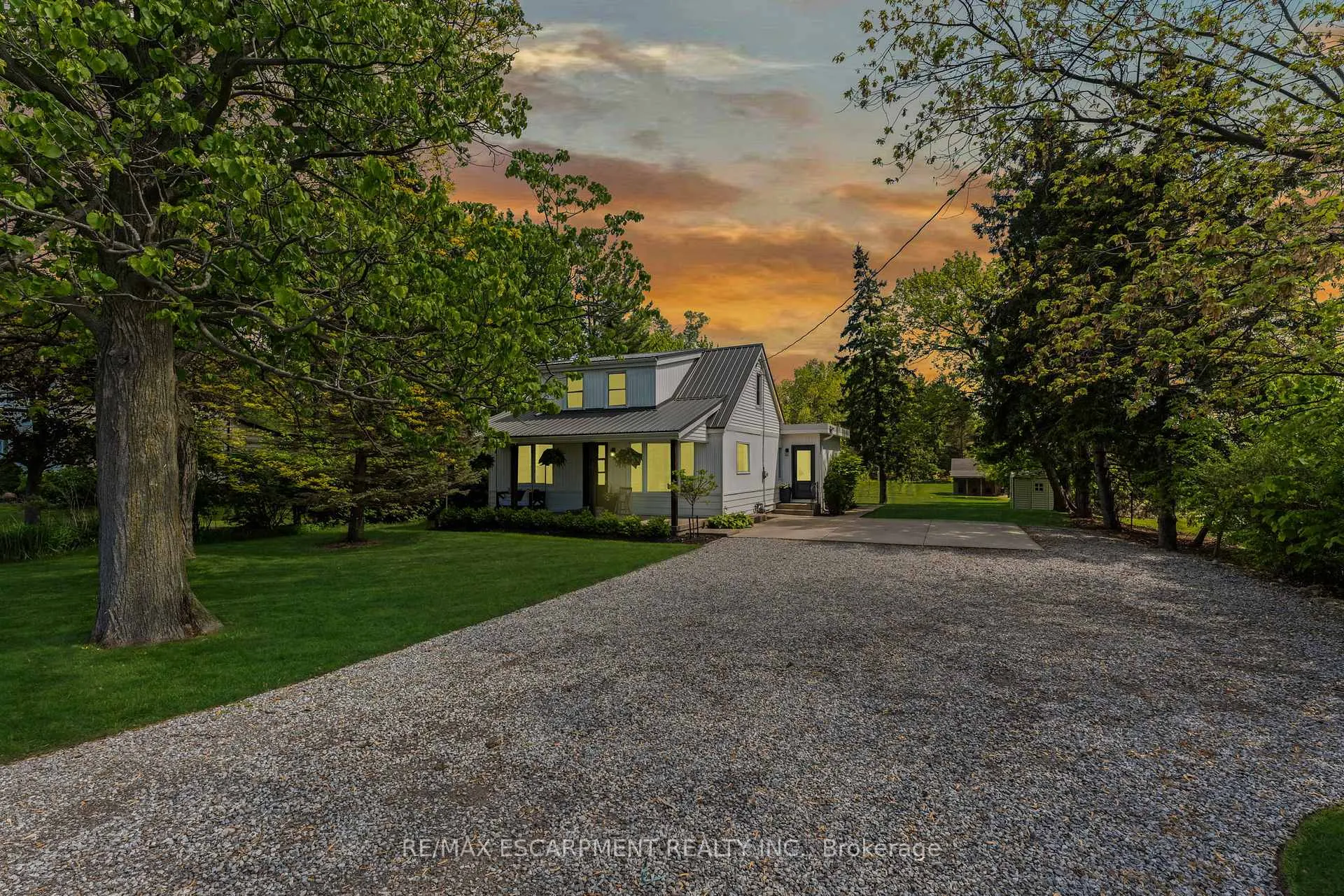 Photo 2 of 764 Regional 20 Road, Pelham, North Pelham — HOMEH